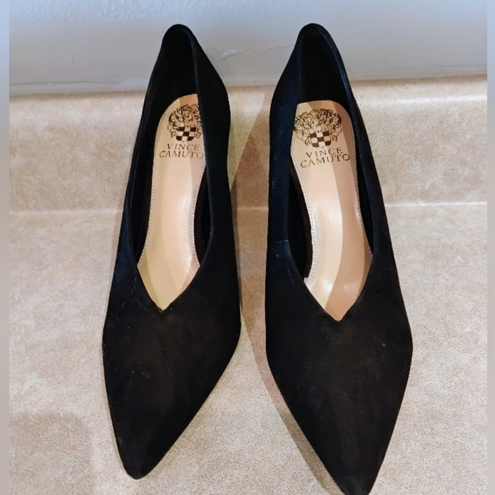 Vince Camuto Black True Suede Style VC-ANKIA High Heel Pumps - Picture 3 of 4